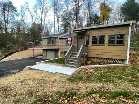 A home in New Milford