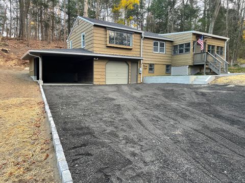 A home in New Milford