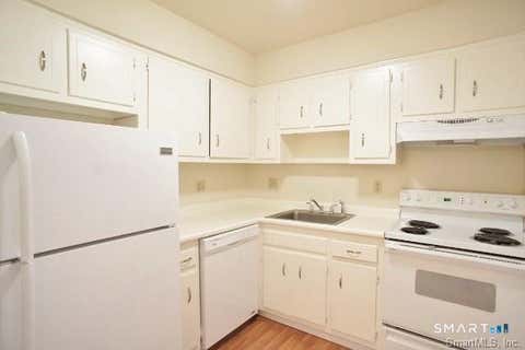Photo of 16 Glenwood Avenue #7, Norwalk, CT 06854 (MLS # 24186819)
