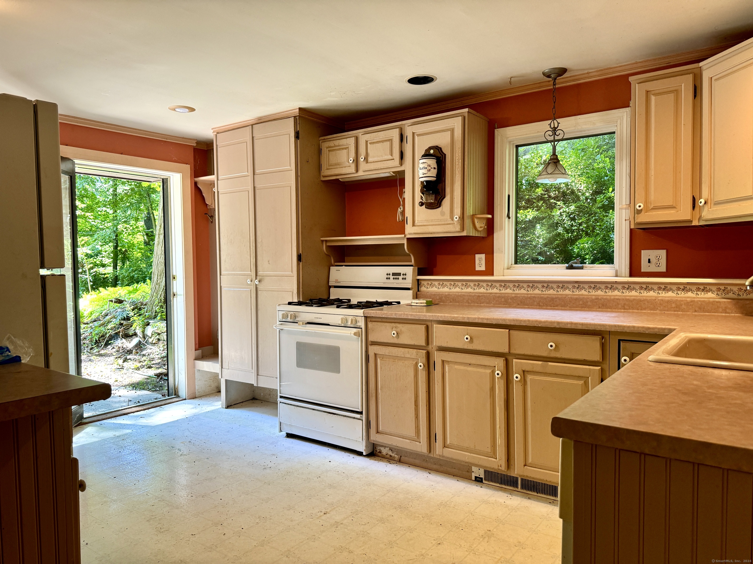 247 Wood Creek Road, Bethlehem, Connecticut image 6