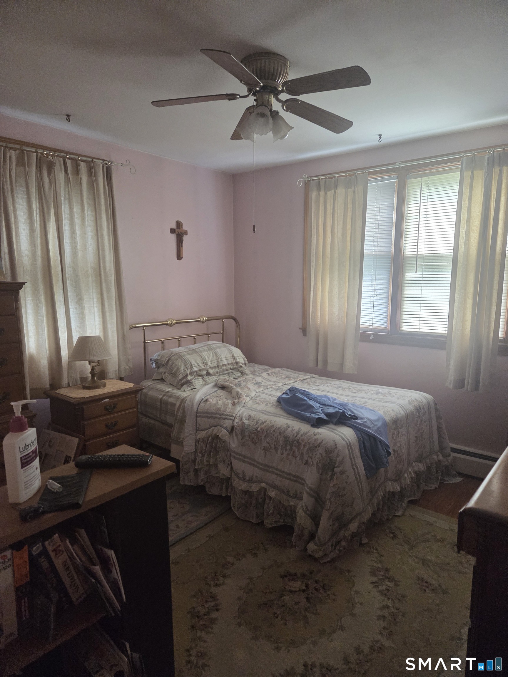 8 Roosevelt Avenue
