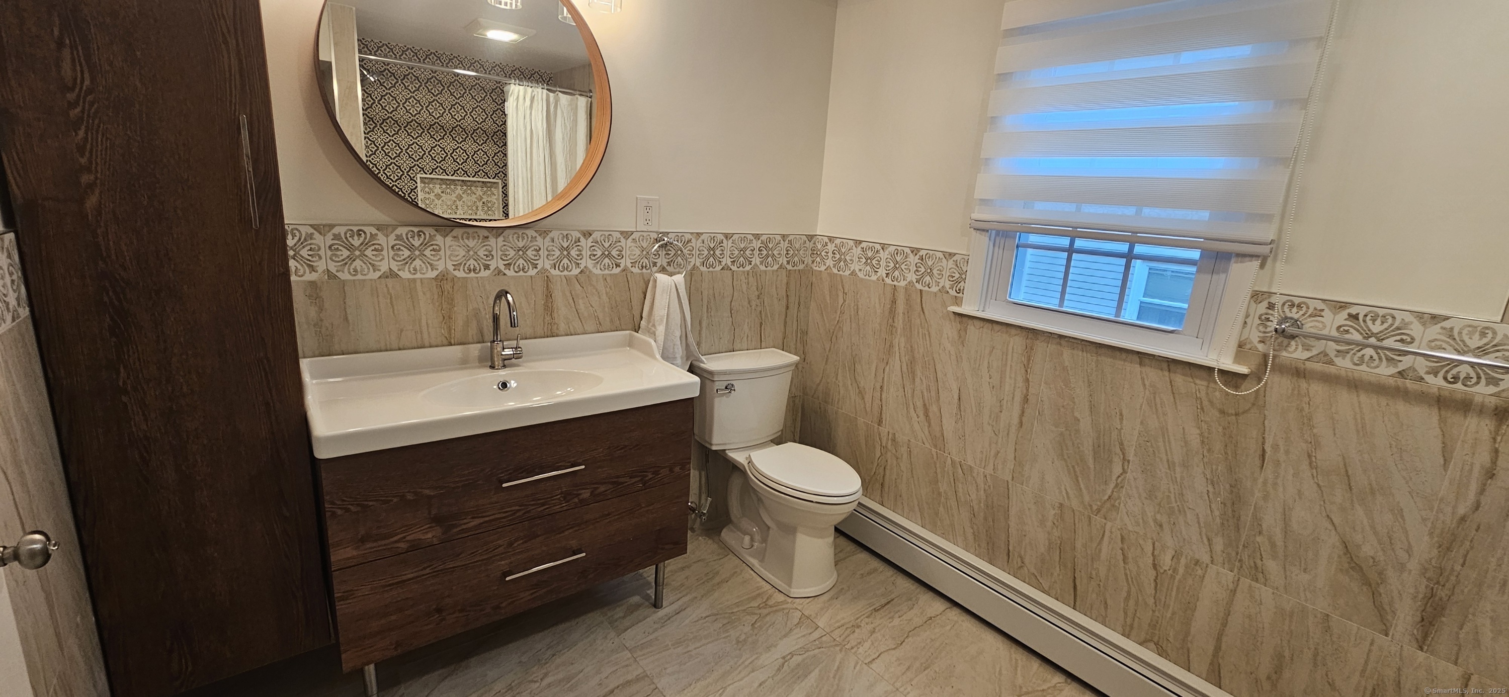 New Britain, Connecticut 06053, United States, 3 Bedrooms Bedrooms, ,1 BathroomBathrooms,Residential,Pending,153580