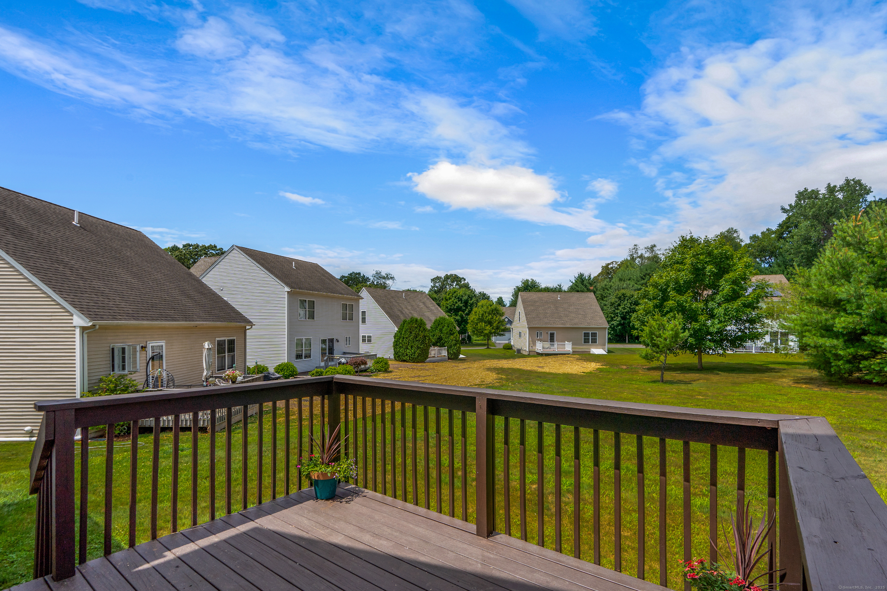 Vernon, Connecticut 06066, United States, 3 Bedrooms Bedrooms, ,2 BathroomsBathrooms,Residential,Coming Soon,177639