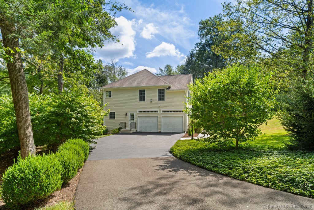 105 Lake Ridge Road