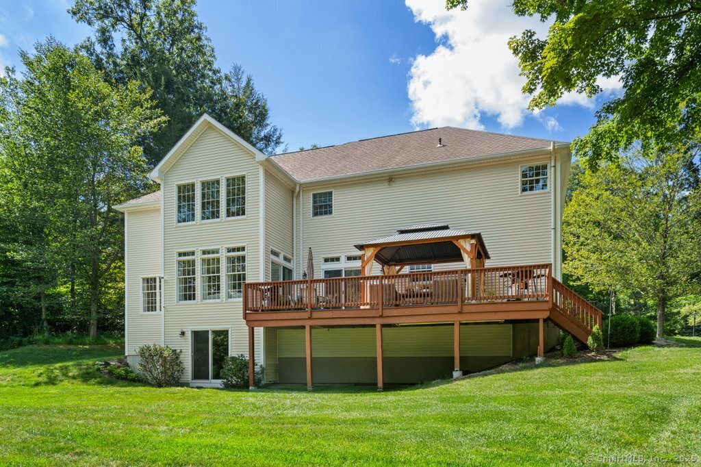 105 Lake Ridge Road