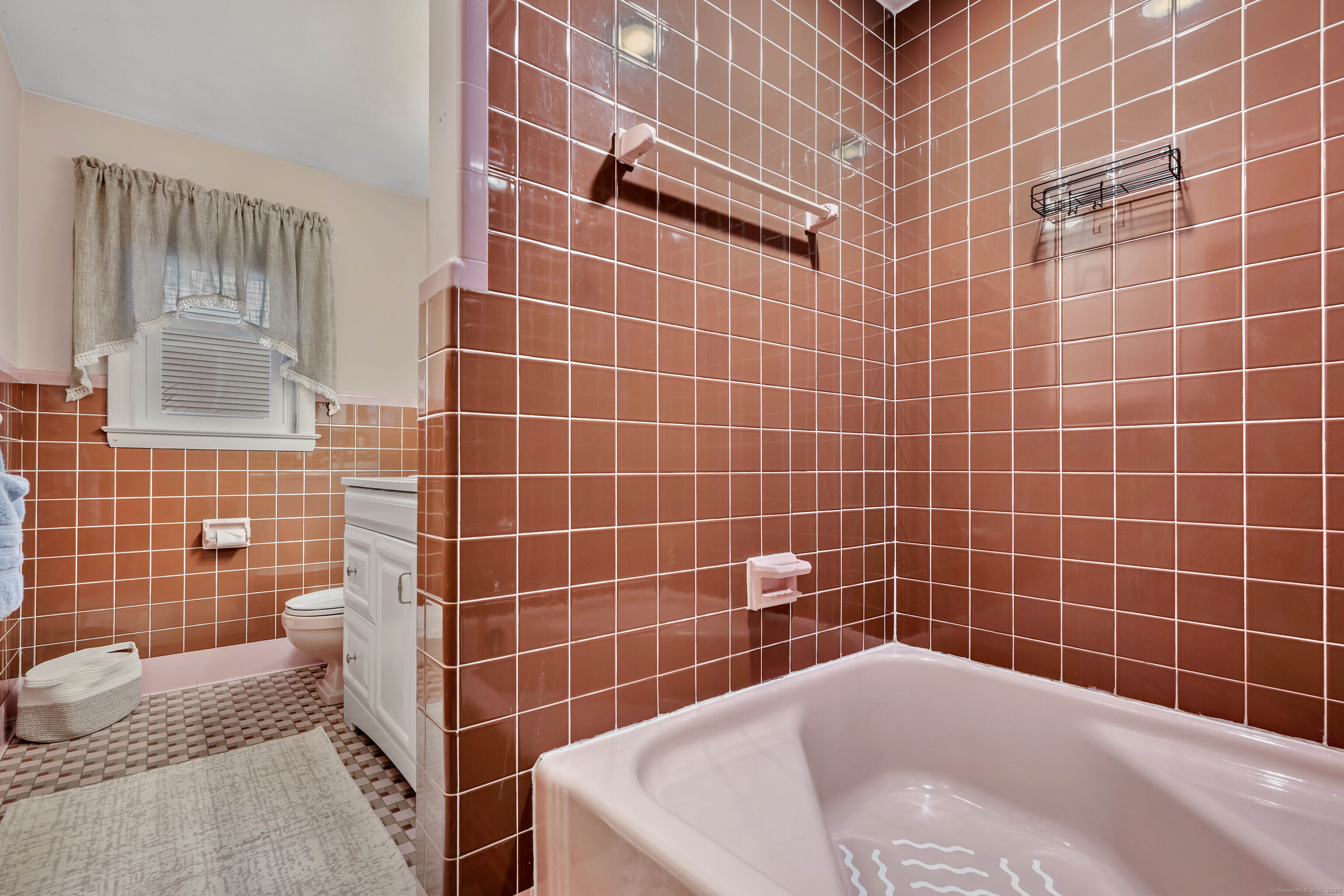 1333 Main Street, Newington, Connecticut image 16