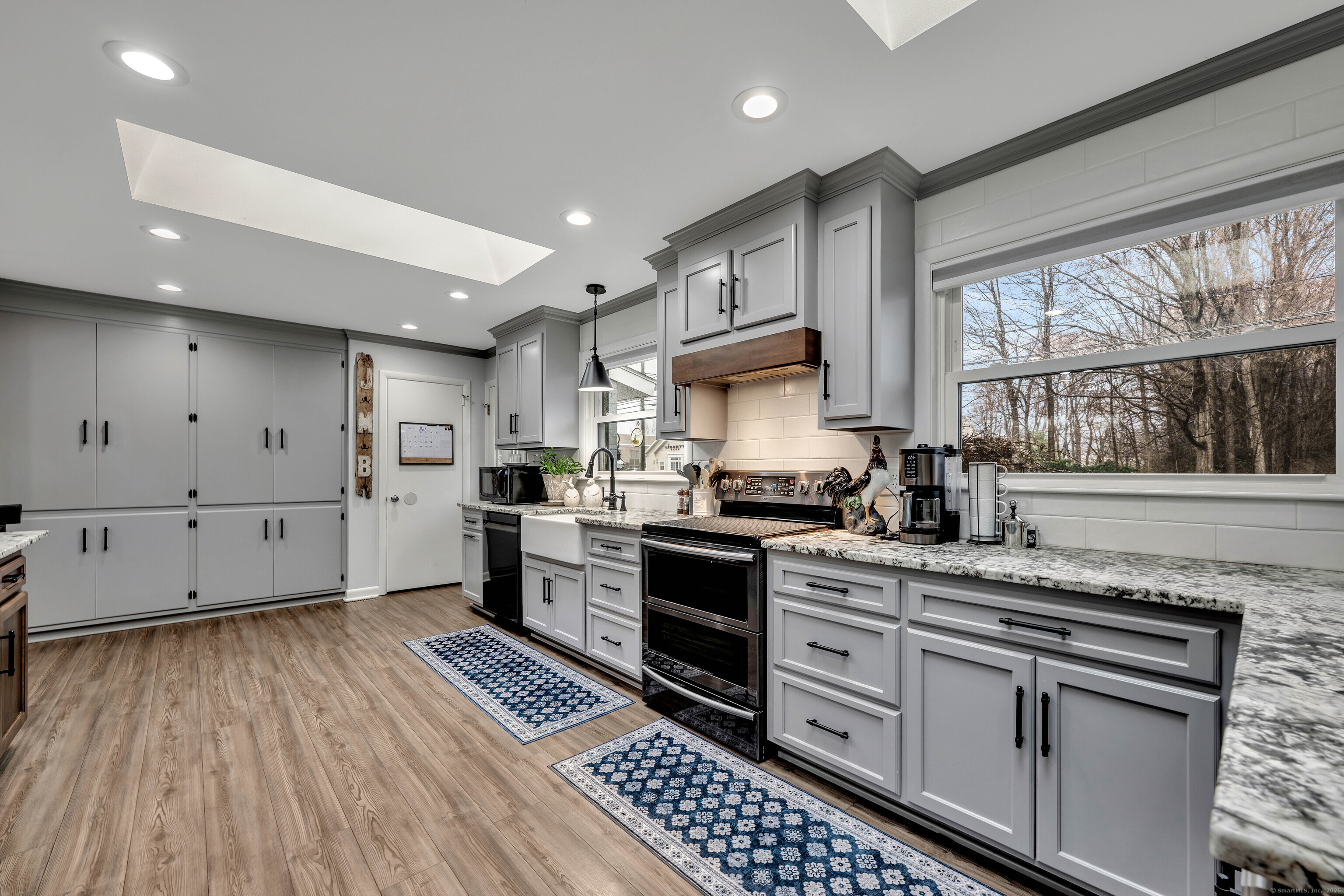 1333 Main Street, Newington, Connecticut image 3