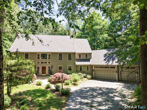 Homes For Sale - 3 Eton Place<br/> Farmington, CT 06032