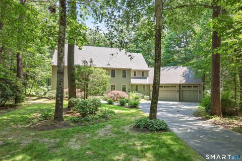 Homes For Sale - 3 Eton Place<br/> Farmington, CT 06032