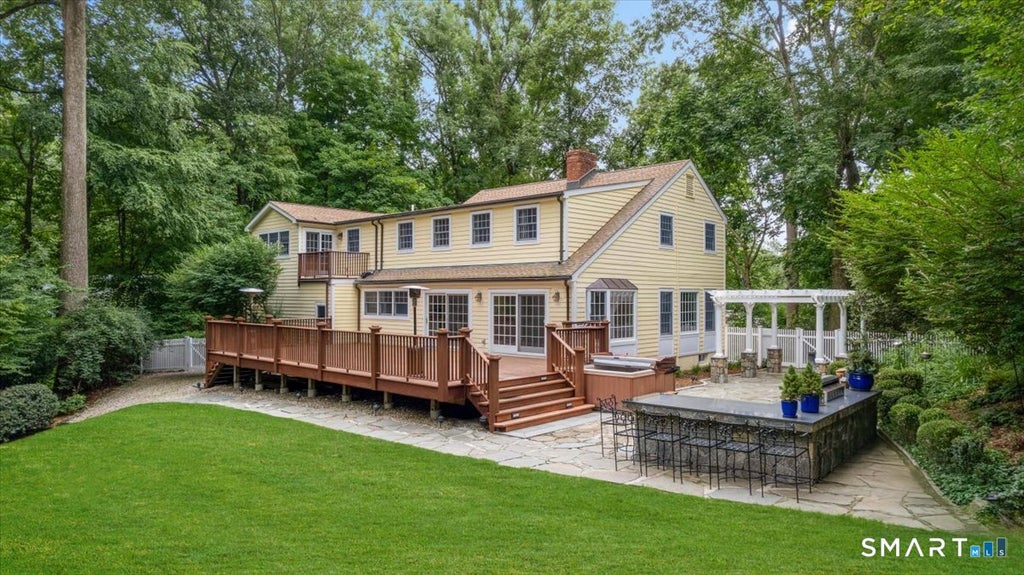 Photo of 153 West Trail, Stamford, CT 06903 (MLS # 24198396)