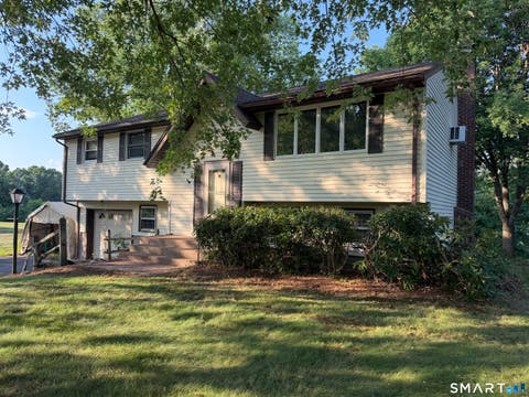 Photo of 6 Blueberry Circle, Ellington, CT 06029 (MLS # 24196382)