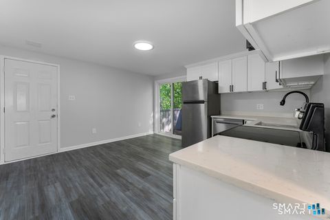 Tiny photo for 12 Kings Wood Manor #B, Shelton, CT 06484 (MLS # 24174880)