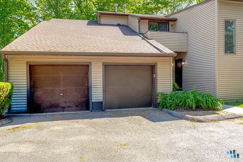 Tiny photo for 12 Kings Wood Manor #B, Shelton, CT 06484 (MLS # 24174880)