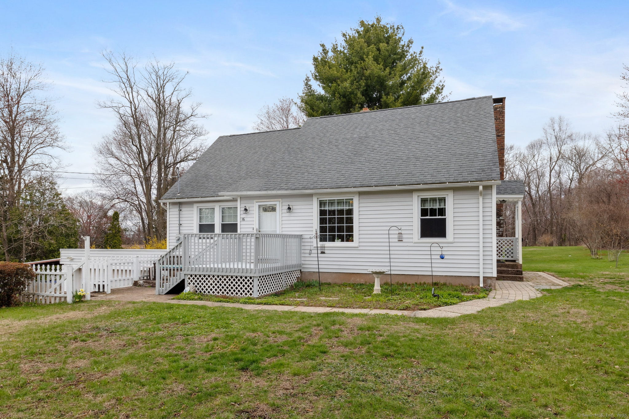 16 Middle Butcher Road, Ellington, Connecticut image 2