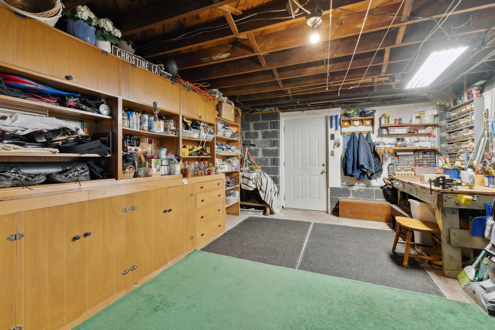 16 Middle Butcher Road, Ellington, Connecticut image 32