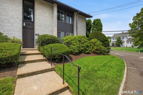 Photo of 247 Hamilton Avenue #3, Stamford, CT 06902 (MLS # 24191172)