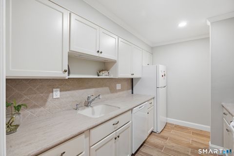 Tiny photo for 247 Hamilton Avenue #3, Stamford, CT 06902 (MLS # 24191172)
