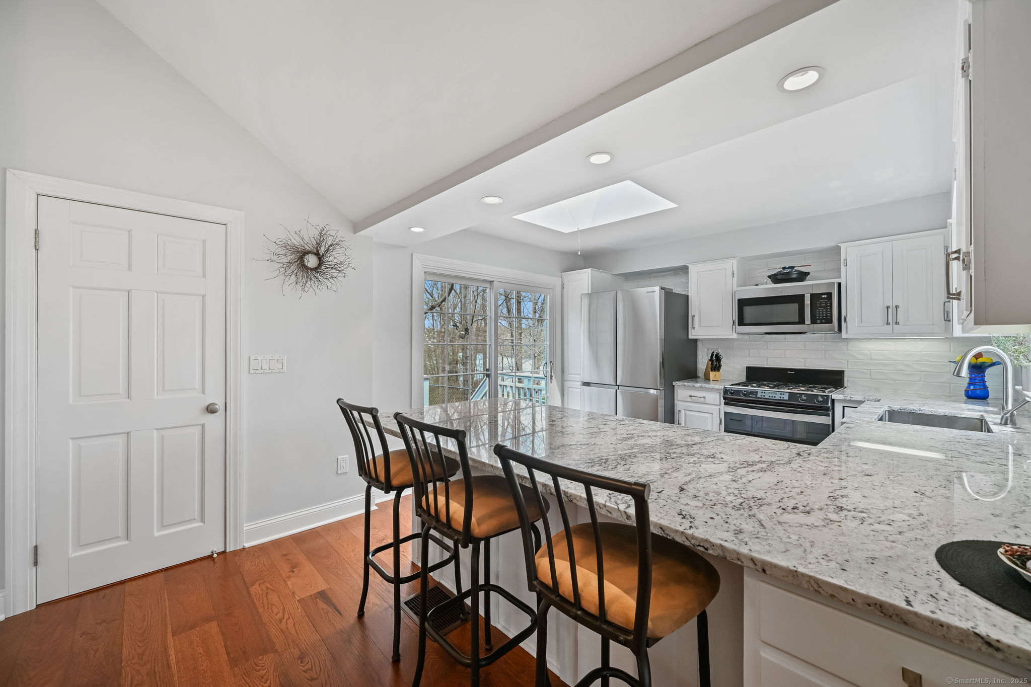 98 Taunton Lake Road, Newtown, Connecticut image 22