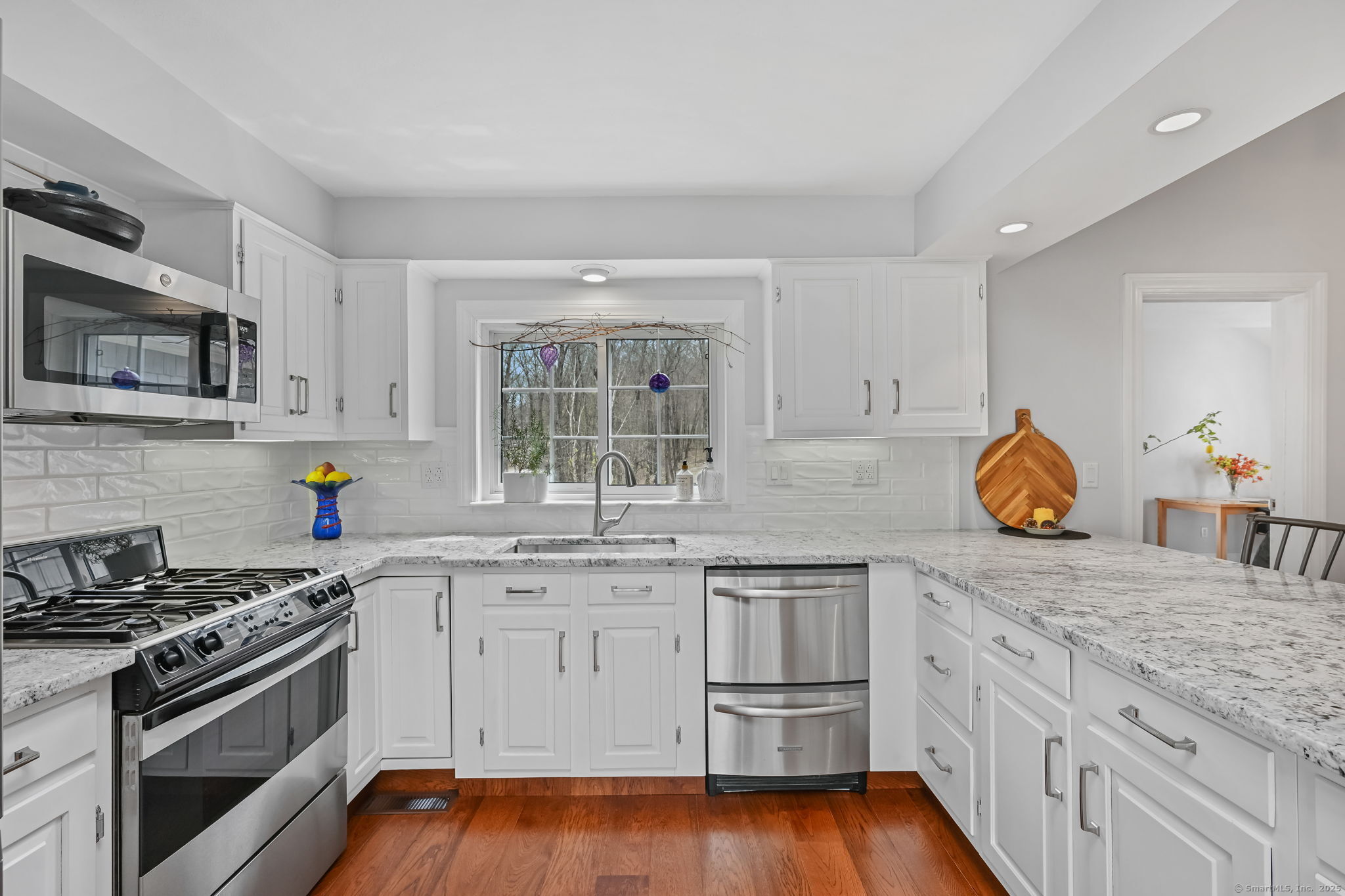 98 Taunton Lake Road, Newtown, Connecticut image 20