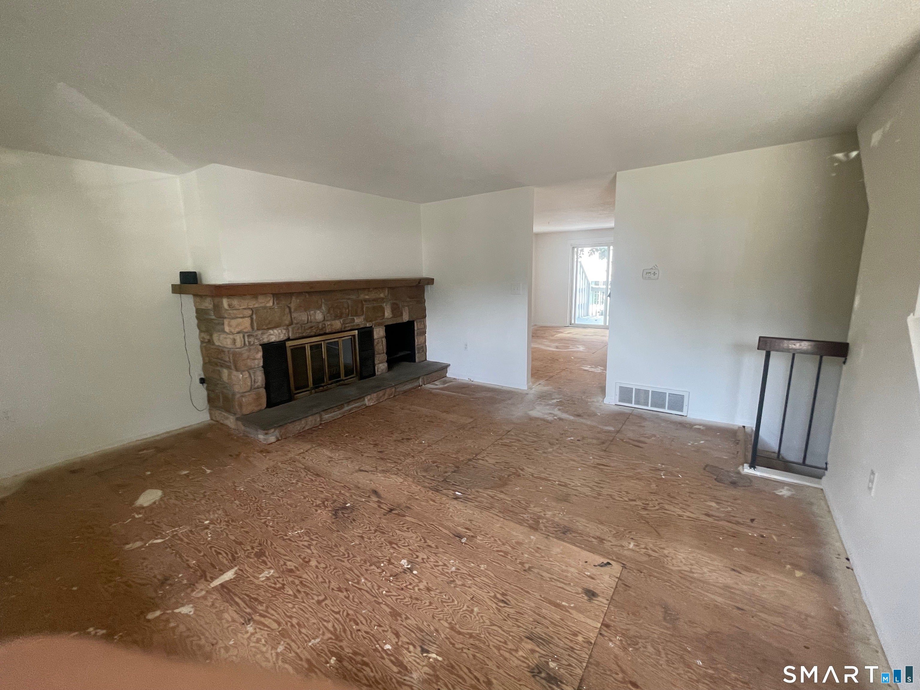 868 Long Hill Road 868
