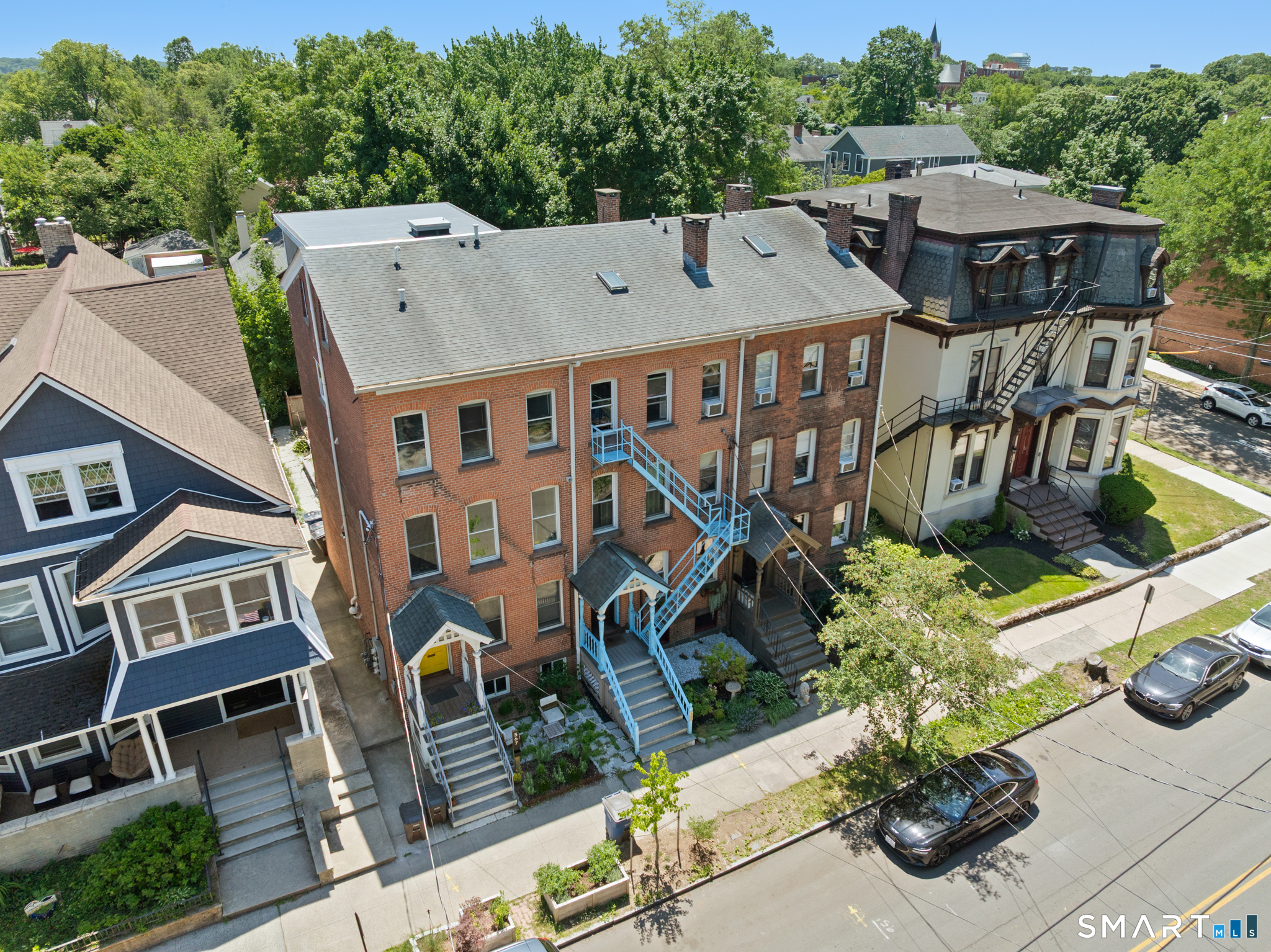 565 Orange Street