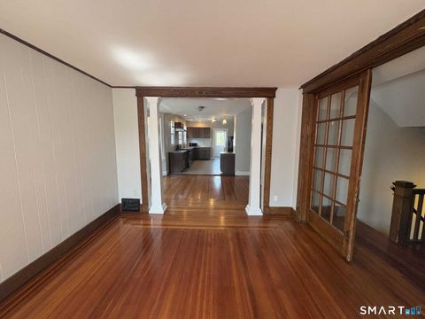 Photo of 552 Central Avenue #1, New Haven, CT 06515 (MLS # 24190453)