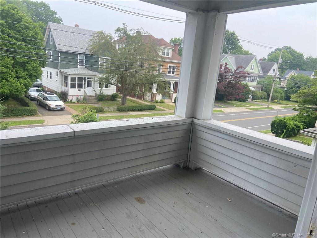 West Hartford, Connecticut 06119, United States, 2 Bedrooms Bedrooms, ,1 BathroomBathrooms,Residential,Active,142362