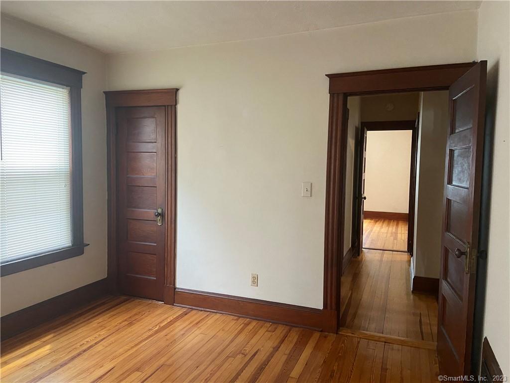 West Hartford, Connecticut 06119, United States, 2 Bedrooms Bedrooms, ,1 BathroomBathrooms,Residential,Active,142362