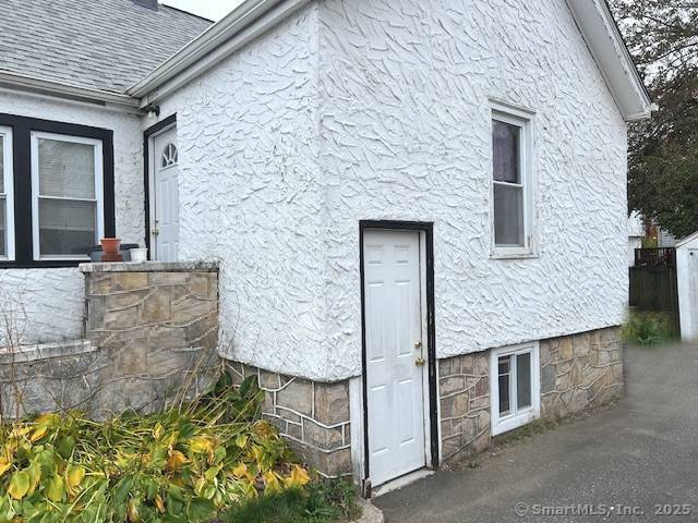 355 Chamberlain Avenue