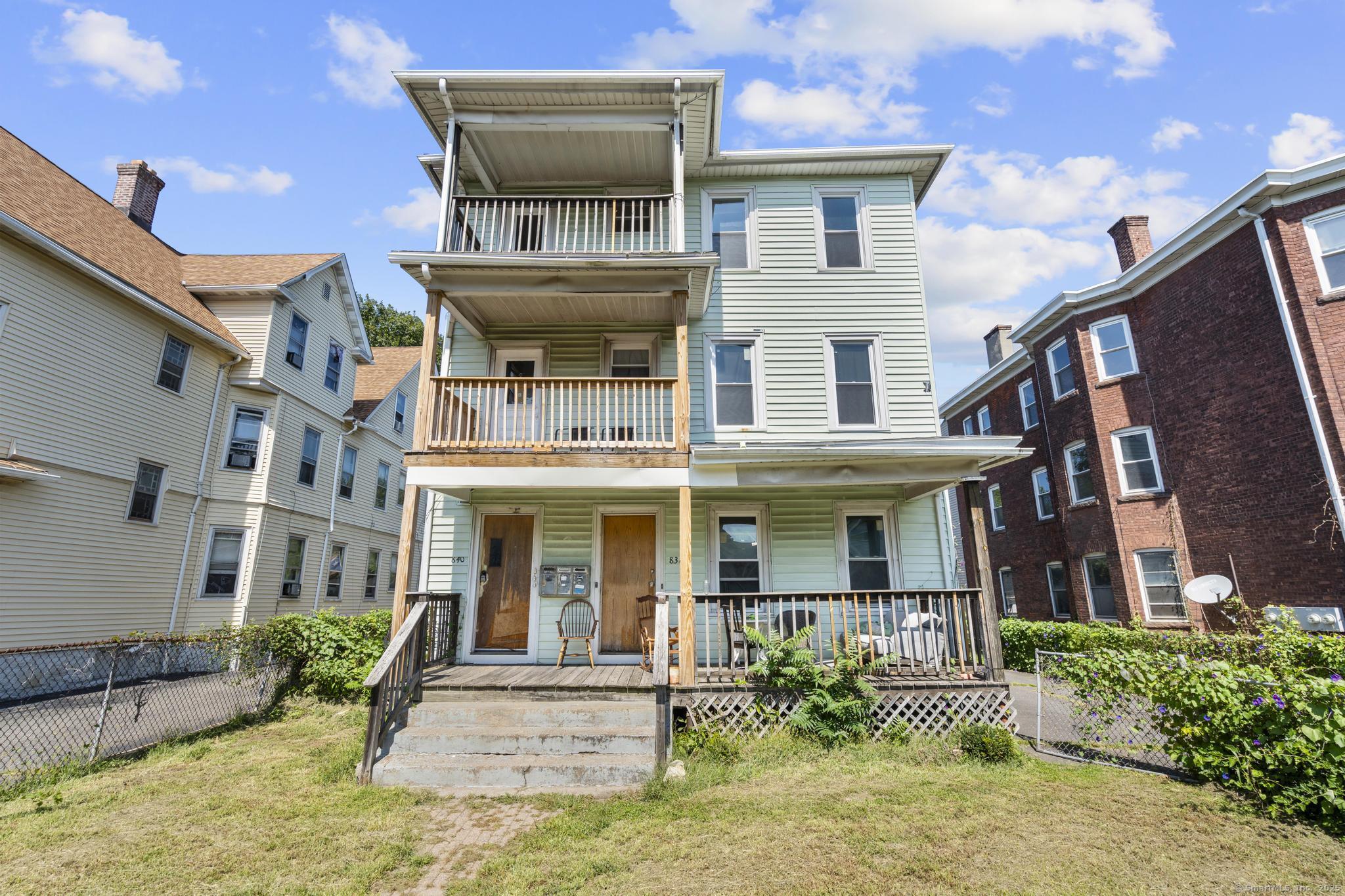 Hartford, Connecticut 06106, United States, 3 Bedrooms Bedrooms, ,1 BathroomBathrooms,Residential,Active,214907