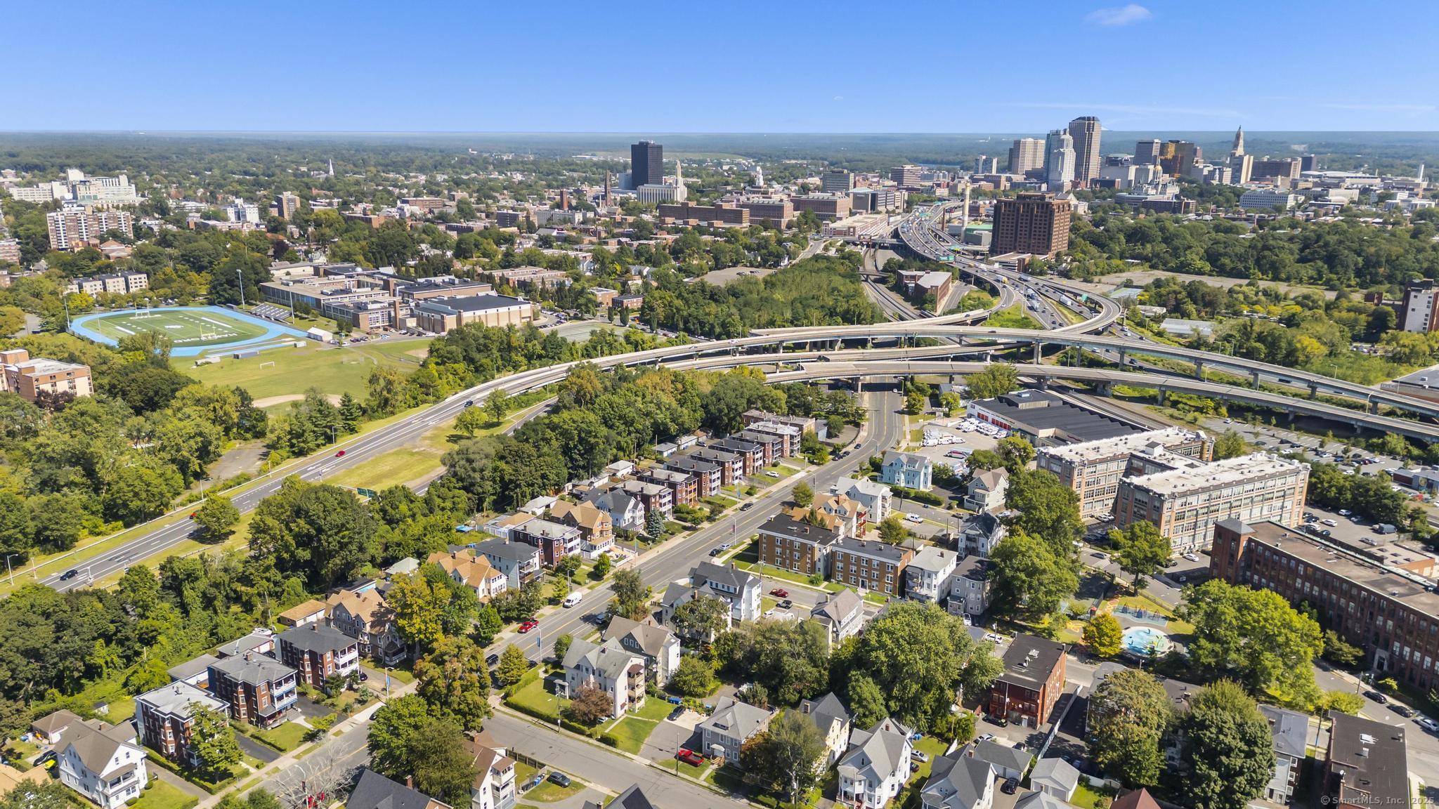 Hartford, Connecticut 06106, United States, 3 Bedrooms Bedrooms, ,1 BathroomBathrooms,Residential,Active,214907