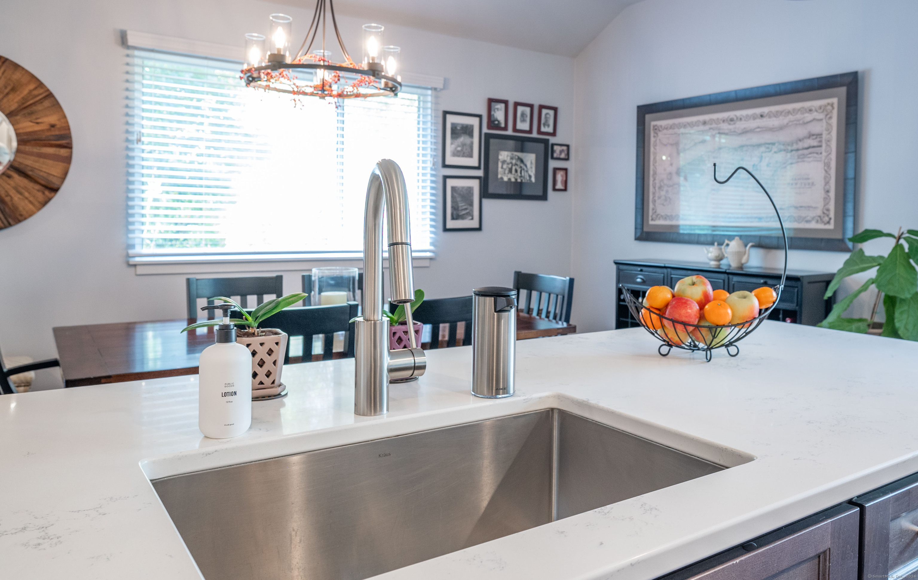357 B Krueger Circle, Southbury, Connecticut image 7