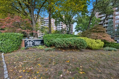 Photo of 91 Strawberry Hill Avenue #APT 1128, Stamford, CT 06902 (MLS # 24133858)