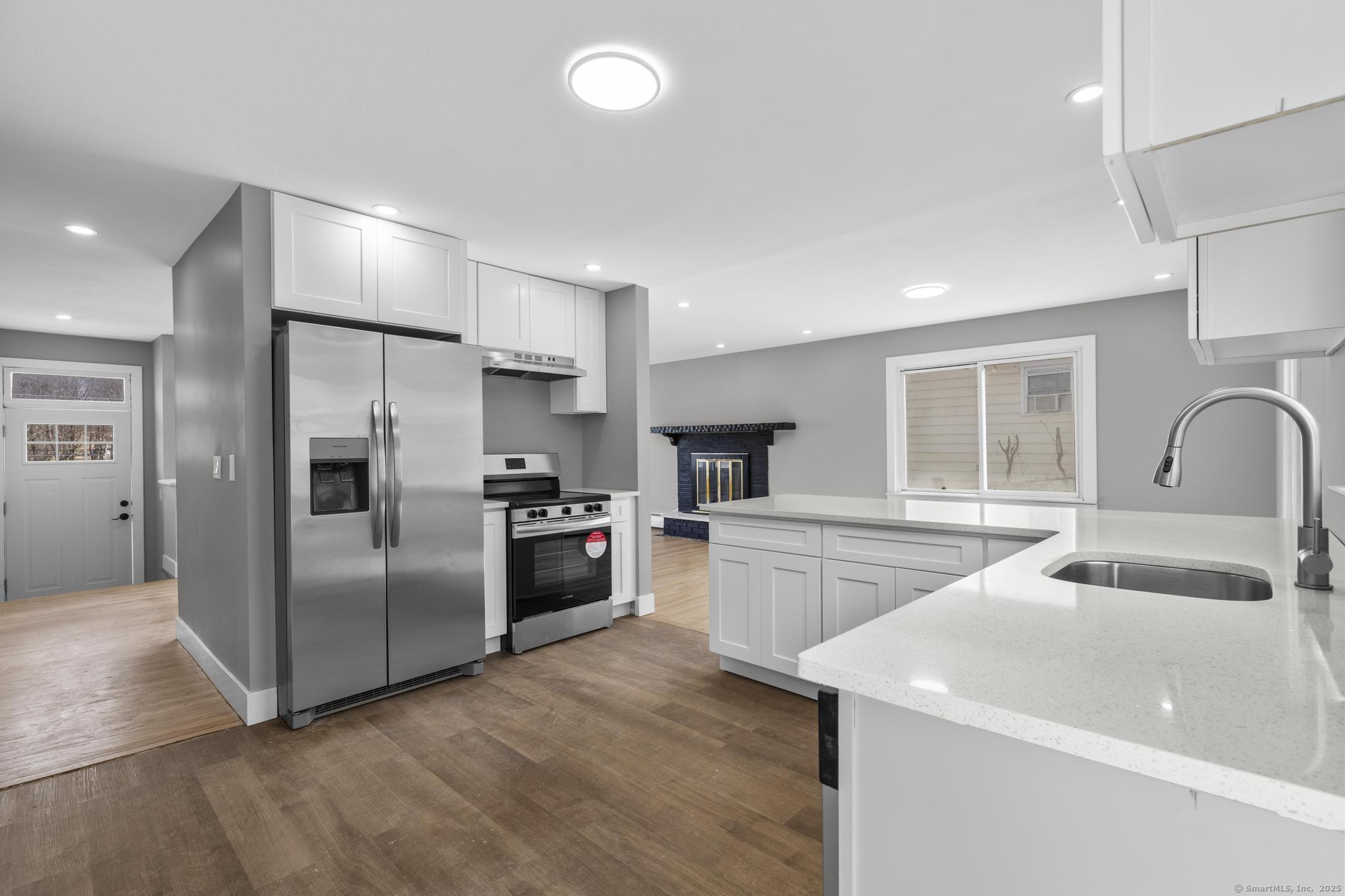 32 Blackberry Road, Danbury, Connecticut image 9