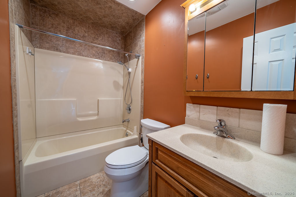 2 Mansfield Grove Road #APT 362, East Haven, Connecticut image 15