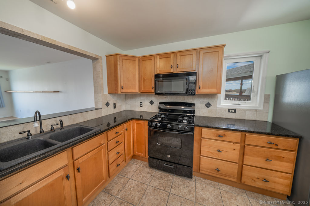 2 Mansfield Grove Road #APT 362, East Haven, Connecticut image 7