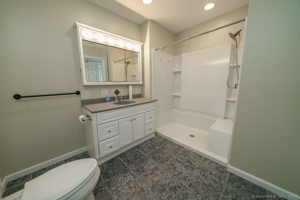 2 Mansfield Grove Road #APT 362, East Haven, Connecticut image 16