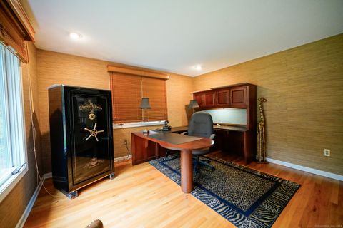 Tiny photo for 3 Essex Court, Farmington, CT 06032 (MLS # 24132914)