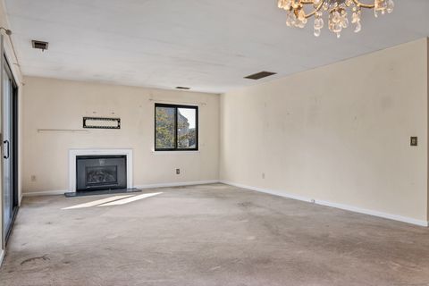 Tiny photo for 91 Riverview Road #APT 7B, East Lyme, CT 06357 (MLS # 24134077)