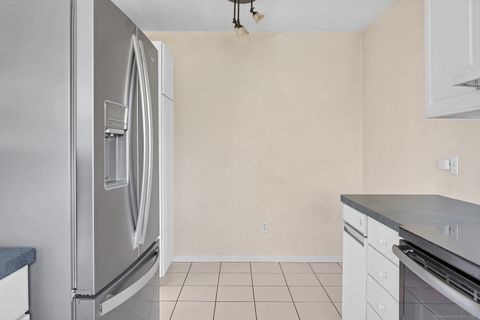 Tiny photo for 91 Riverview Road #APT 7B, East Lyme, CT 06357 (MLS # 24134077)