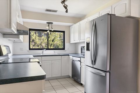 Tiny photo for 91 Riverview Road #APT 7B, East Lyme, CT 06357 (MLS # 24134077)
