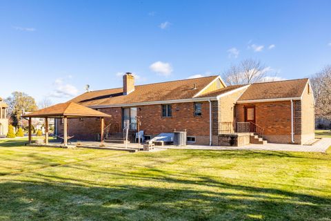 Tiny photo for 21 Crest Drive, Cromwell, CT 06416 (MLS # 24142988)