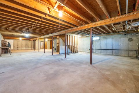 Tiny photo for 21 Crest Drive, Cromwell, CT 06416 (MLS # 24142988)