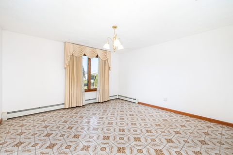 Tiny photo for 21 Crest Drive, Cromwell, CT 06416 (MLS # 24142988)