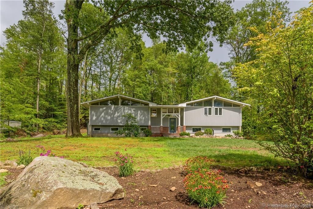 Photo of 1 Bayberry Drive, Brookfield, CT 06804 (MLS # 24131415)