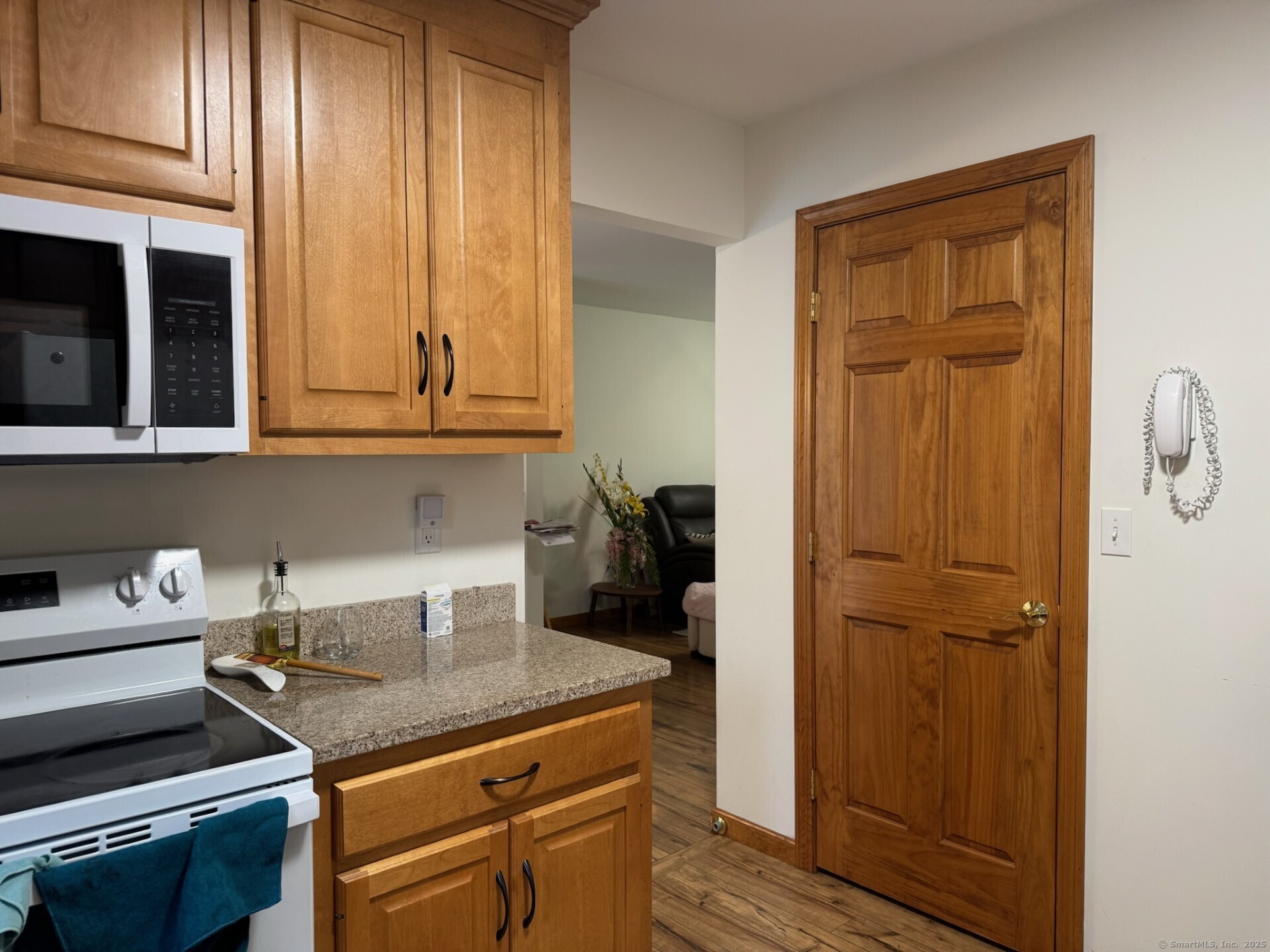 218 Fish Rock Road, Southbury, Connecticut image 13