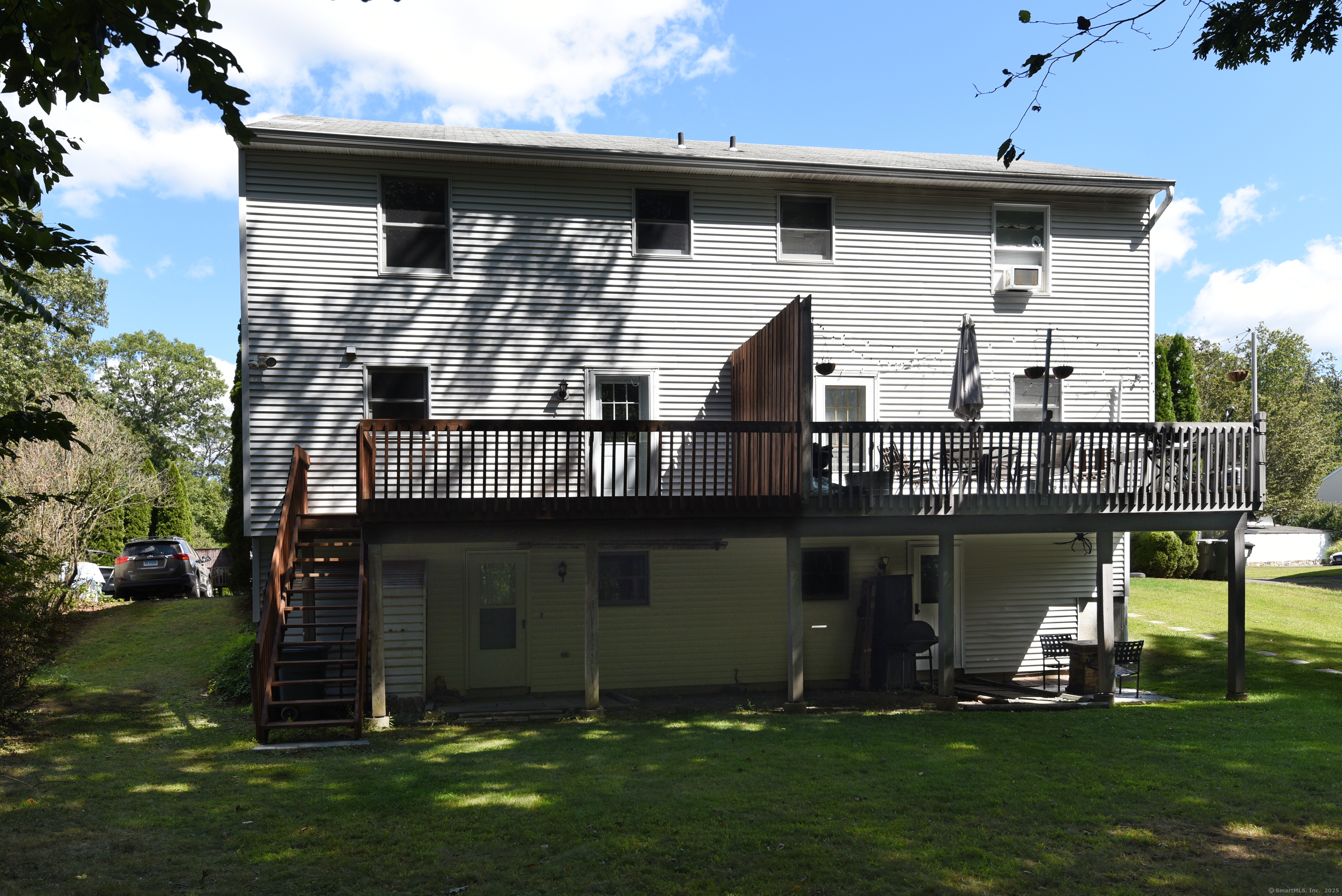 89 Knollwood Drive 89