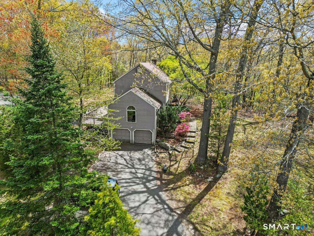 10 Oak Hill Drive