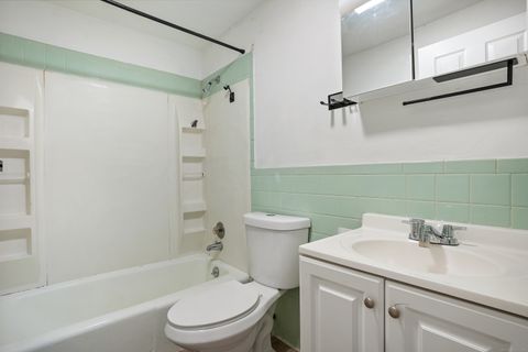 Tiny photo for 362 Colonial Avenue #APT 3A, Waterbury, CT 06704 (MLS # 24134117)