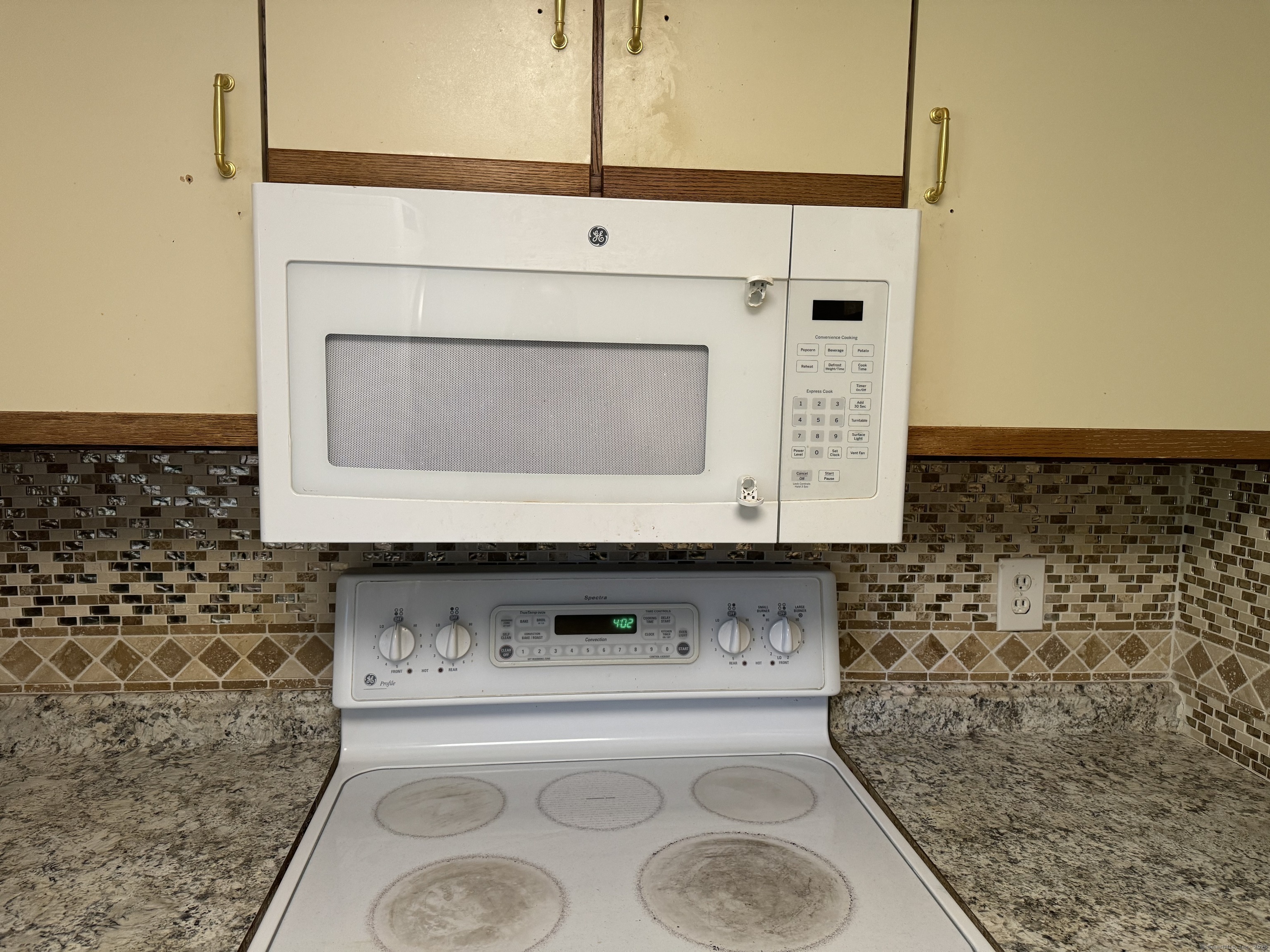 311 High Path Road, Windsor, Connecticut image 4